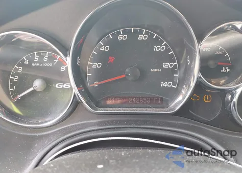 2010 Pontiac G6 z USA, uszkodzony, nr VIN 1G2ZA5E04A4161024